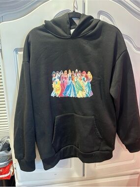 Disney Princess Graphic Hoodie Sweatshirt – Size Large